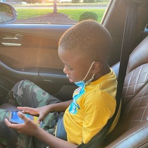 Meet your Posher, Jaron